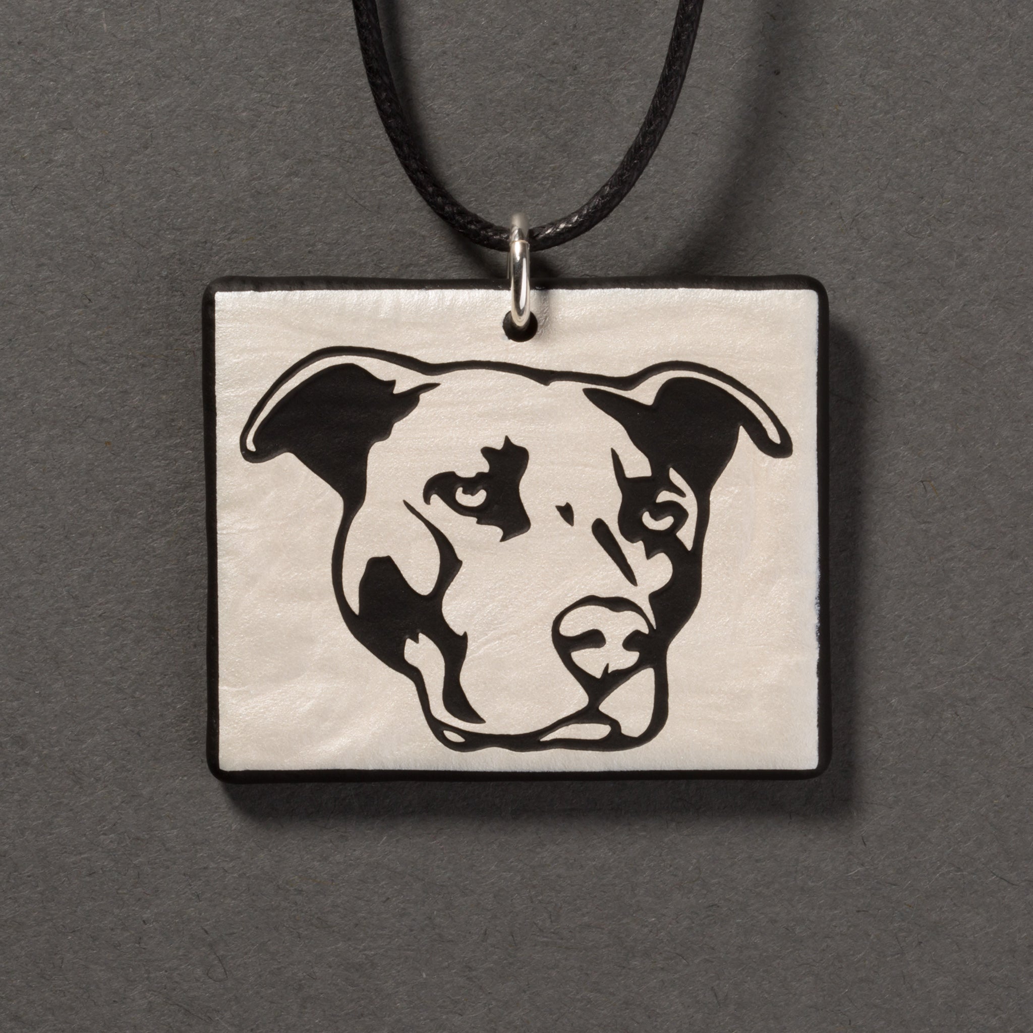 Pit Bull Pendant Silver Pearl and Black 0010 00103 0024 01